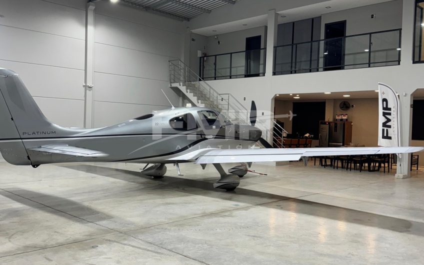 Cirrus SR22 G5 GTS 2016