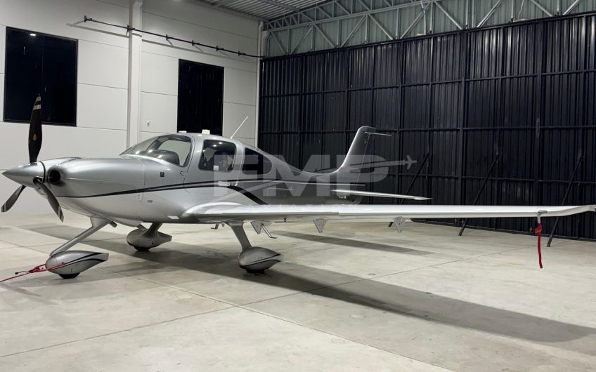 Cirrus SR22 G5 GTS 2016