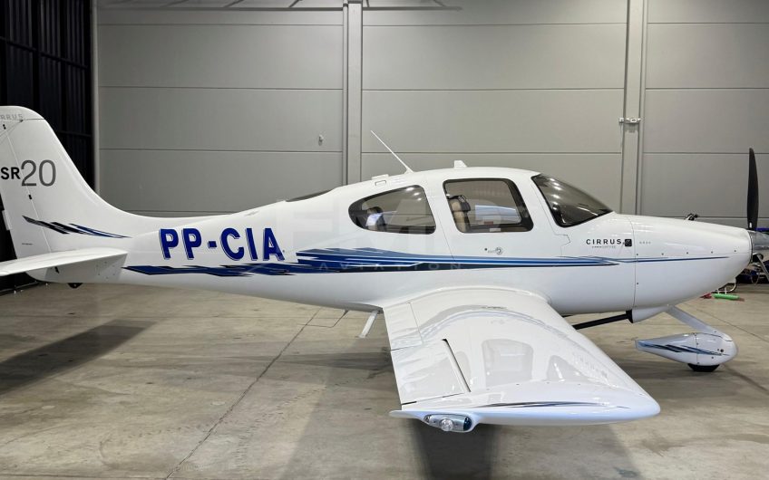 Cirrus SR20 1999