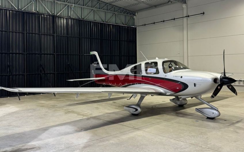 Cirrus SR22 G5 GTS 2013