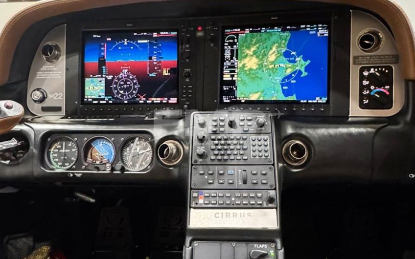Cirrus SR22 G5 GTS 2013